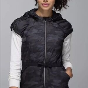 Lululemon spring filing puffy vest lotus camo black